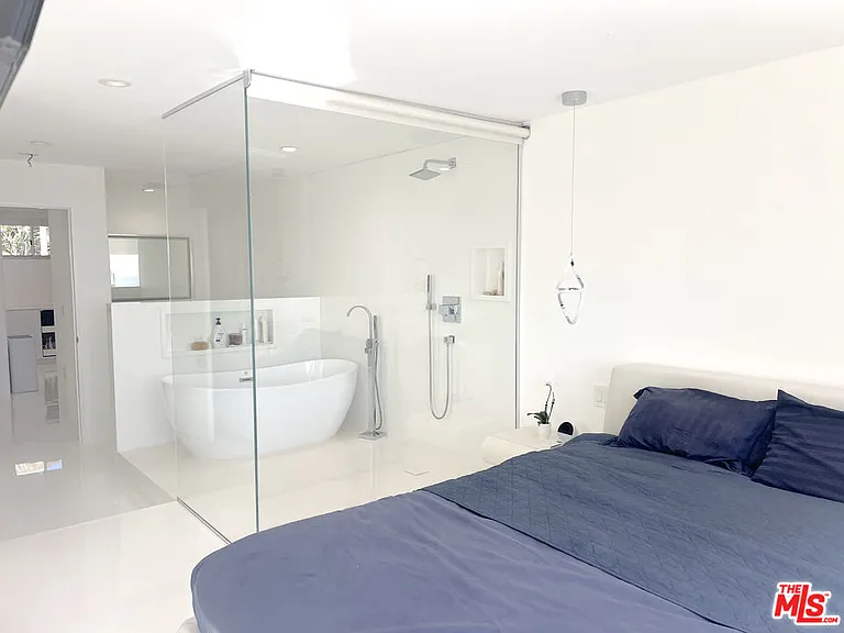 22548 Pacific Coast Hwy #203 — Photo 11