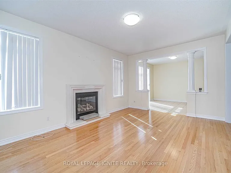 26 Ironshield Dr #UPPER — Photo 21
