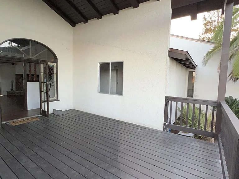 1502 Wisconsin Ave — Photo 23