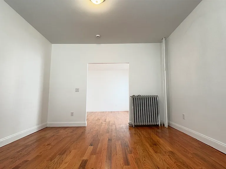 66 Franklin Ave #2 — Photo 7