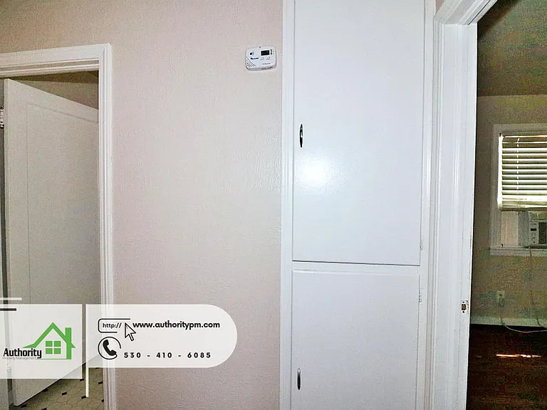 5401 Rosswood Ln — Photo 6
