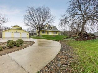 26555 Stoney Hill Ln, Clovis, CA 93619