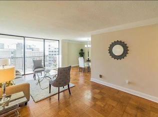 4 Monroe St APT 1108, Rockville, MD 20850