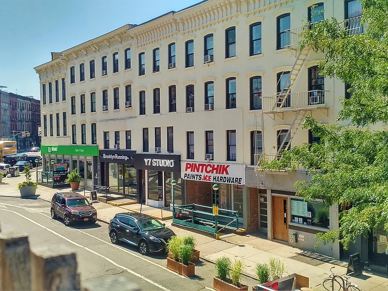 482 Bergen St #2 — Photo 6