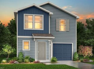 462 Regency Ln, Eden, NC 27288