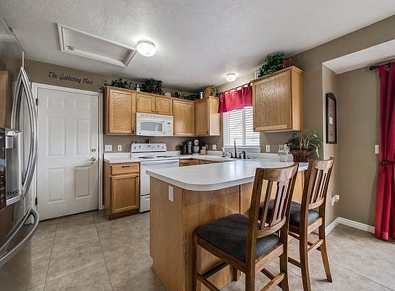 4th image of 5768 W Ophelia Ln