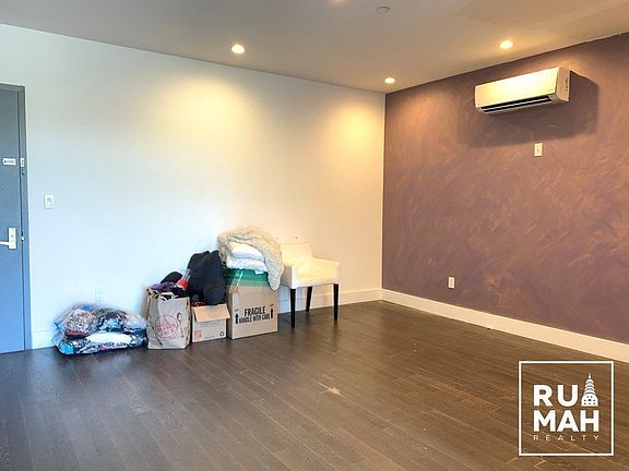 2nd image of 193 Chauncey St #2A