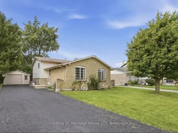 62 Northgate Dr, Welland, ON L3C 5Y4