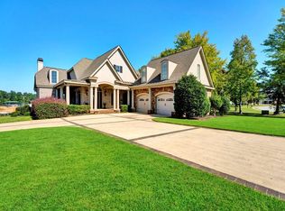 119 Gardenia Dr, Ninety Six, SC 29666