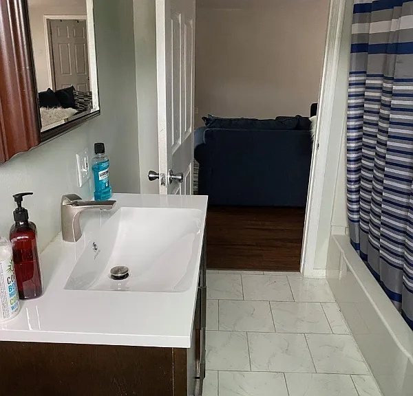 1172 Wyoming Ave #FRONT UPSTAIRS — Photo 14