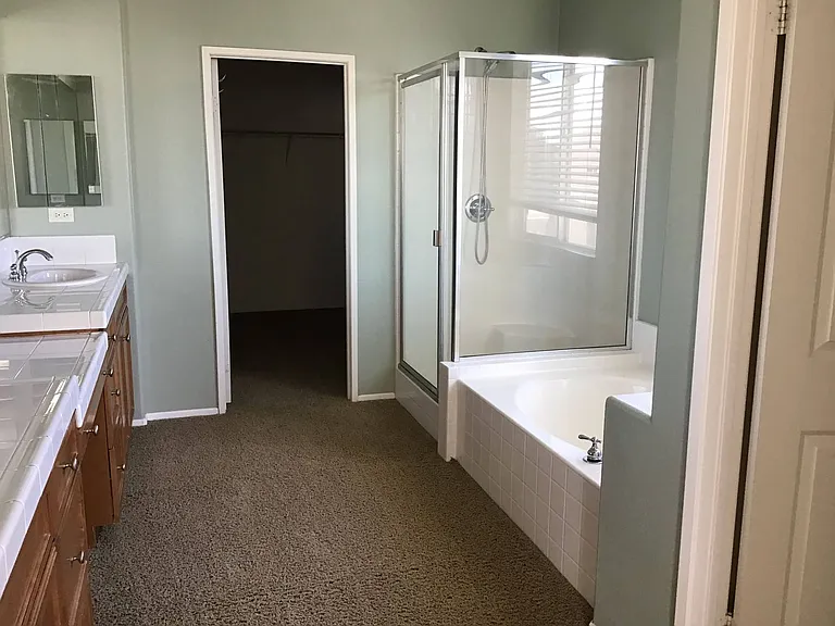 6027 Oak Fence Ln — Photo 8