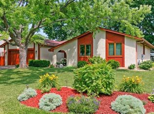 5242 Overlook Dr, Bloomington, MN 55437