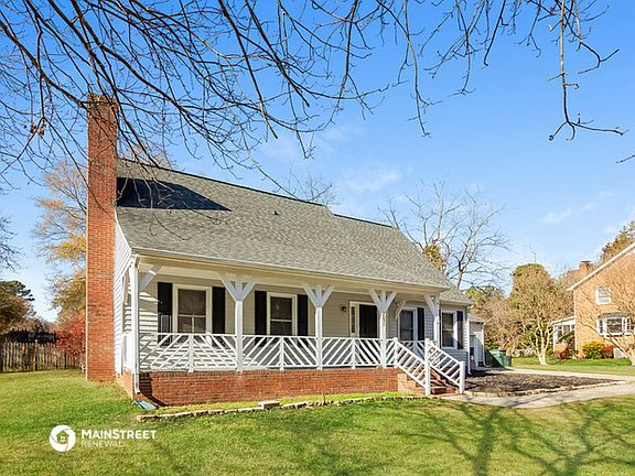2nd image of 2051 Shannon Dr