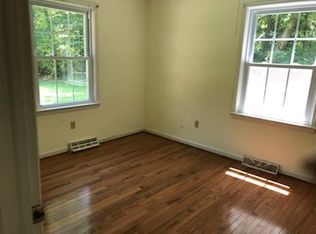 604 Allens Mill Rd, Yorktown, VA 23692