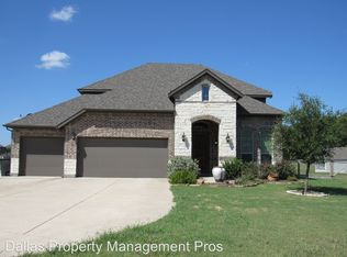 8018 Meadow Grove Dr, McKinney, TX 75071