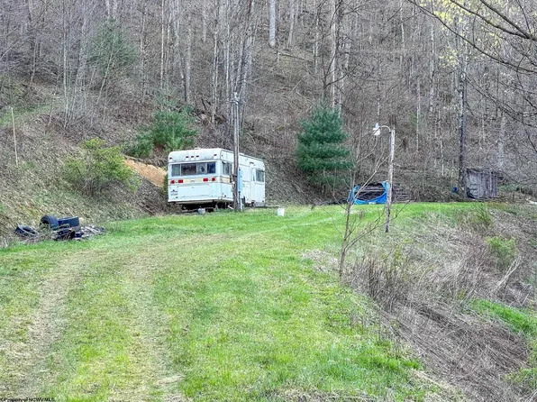 191 Hacker Valley, Pickens, WV 26230