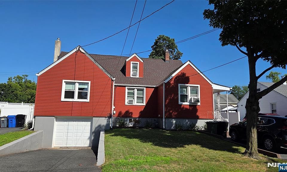 1st image of 122 Westview Ave