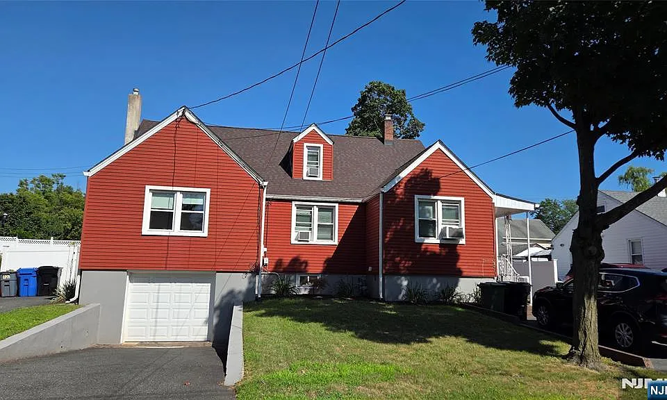 122 Westview Ave