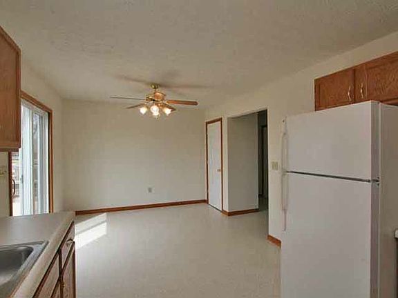 4th image of 2741 Stonebridge Ct