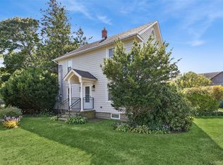 335 Herricks Ln #A, Riverhead, NY 11901