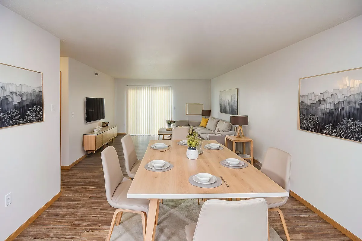 Building Photo - Central Park Apartments