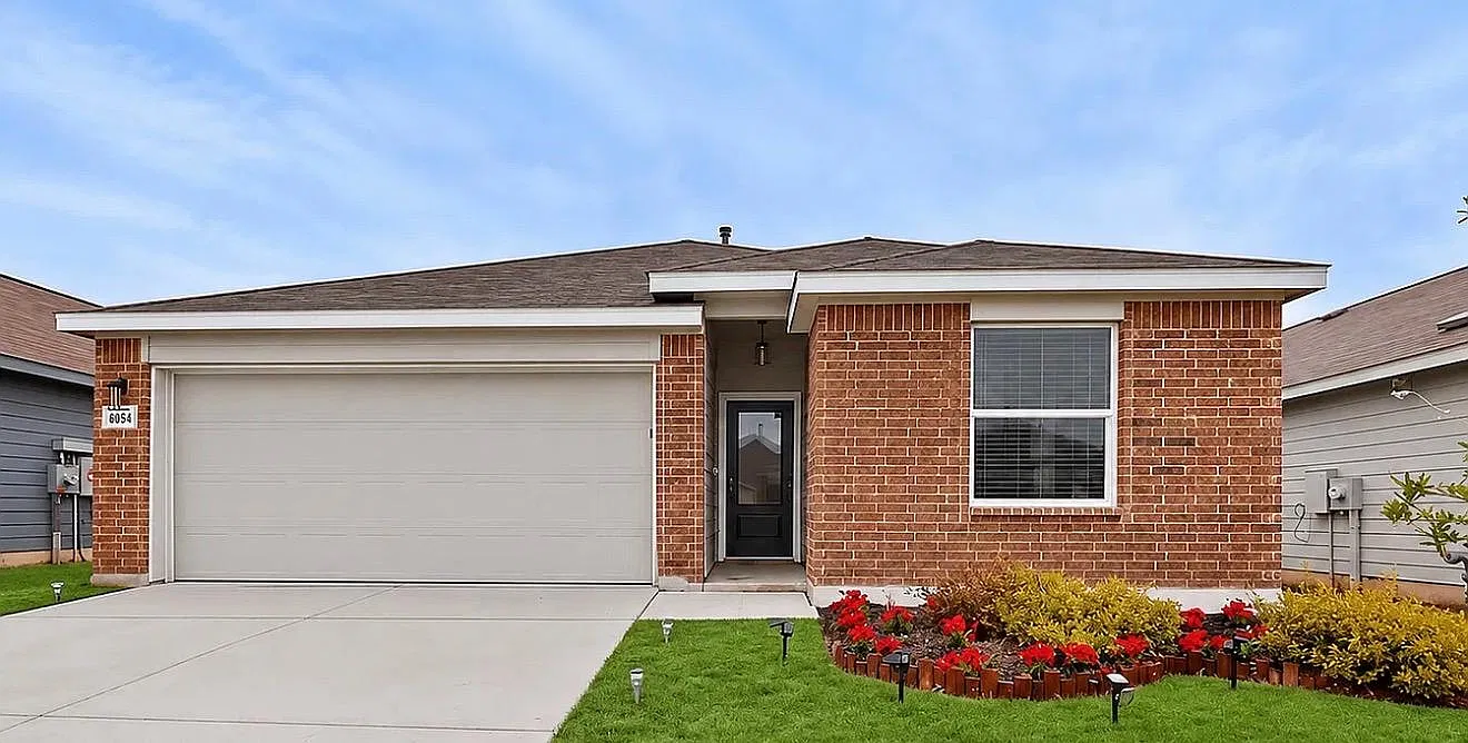 10814 Margarita Loop — Photo 1