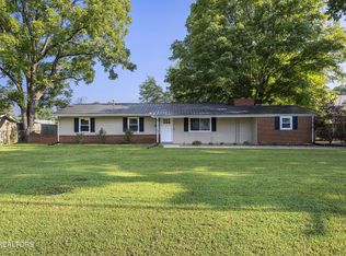 4213 Roaming Dr NW, Knoxville, TN 37912