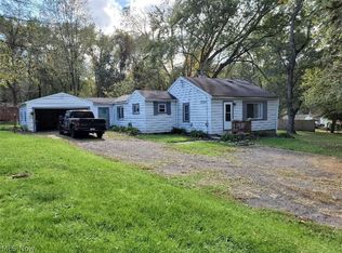 1710 Shelby St, Akron, OH 44320