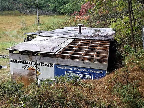 Cabin near food plot