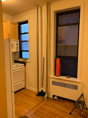 Rented by Urban Real Estate Inc | media 20