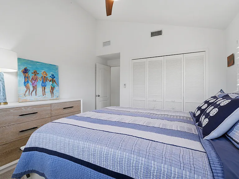 220 Mockingbird Ln — Photo 42