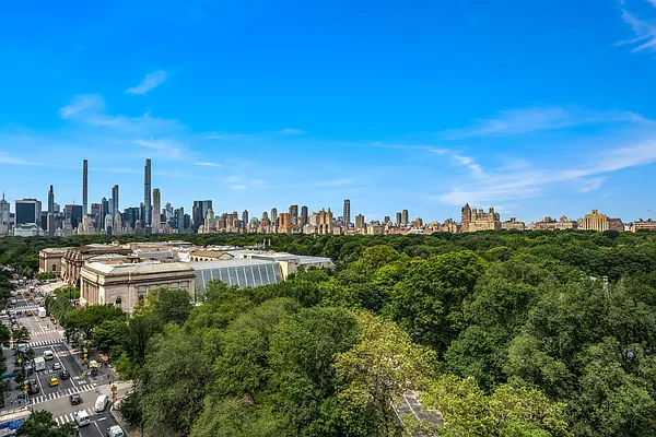 Sold by Douglas Elliman | media 2
