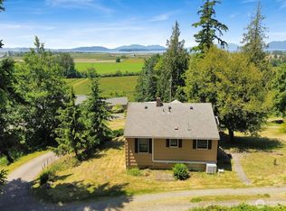 16071 Colony Rd, Bow, WA 98232