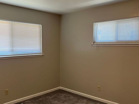5th image of 4915 Orchid Way