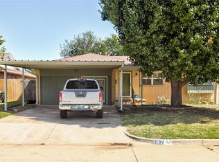 707 Crestmoor Dr, Moore, OK 73160