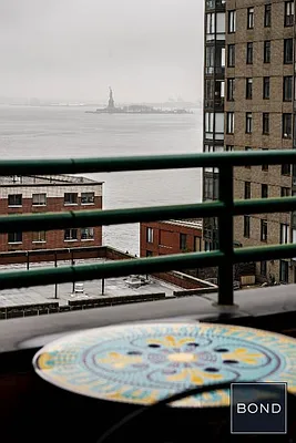 Rented by Bond New York | media 16