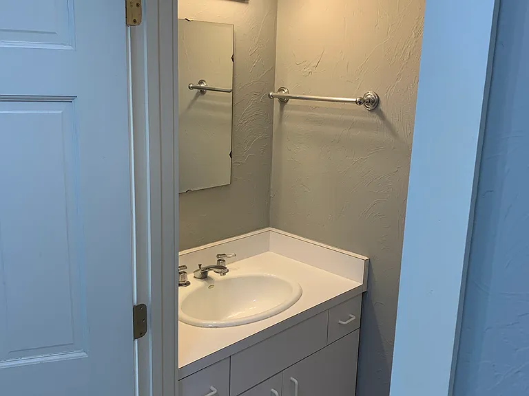 3221 Bay Shore Rd #1 — Photo 6