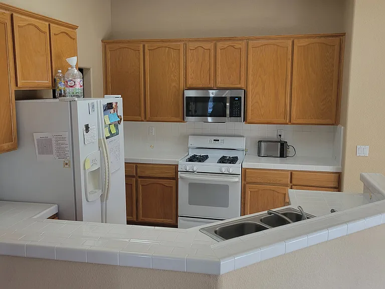 723 Deerfield Way — Photo 11