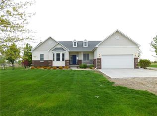 9446 SE 32nd Ave, Runnells, IA 50237