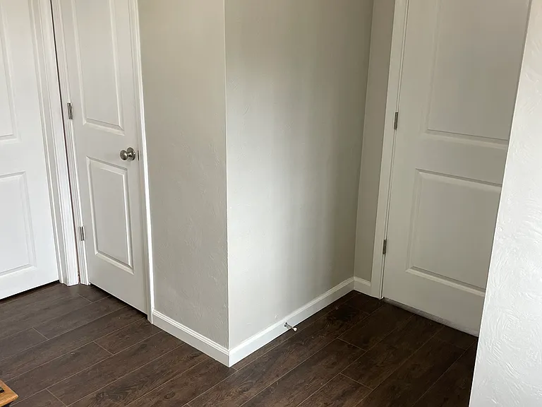 140 Peony Ave — Photo 11