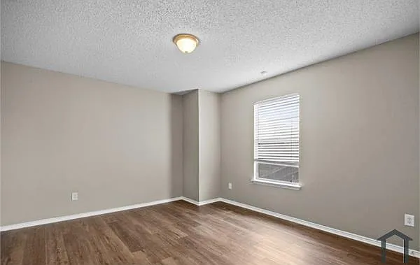 8413 Southern Prairie Dr — Photo 8
