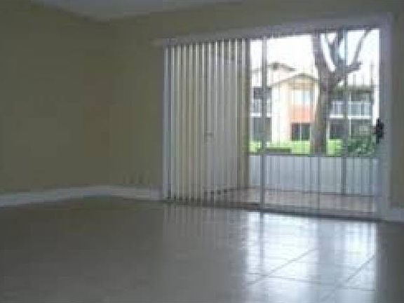 2nd image of 1251 The Pointe Dr