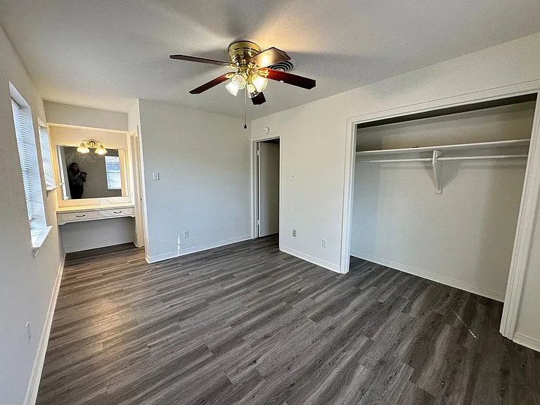 2509 Garden Dr — Photo 15