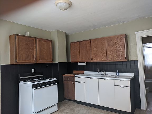 5th image of 11598 Saint Aubin St