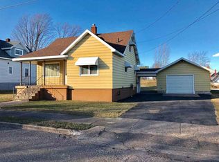 316 Chamberlain St, Marquette, MI 49855