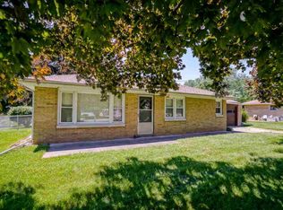 106 Lake St, Washington, IL 61571