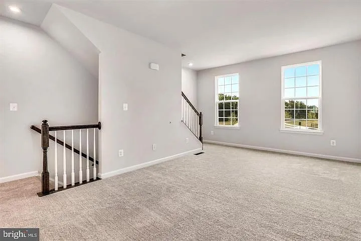 7504 Hancock St — Photo 9