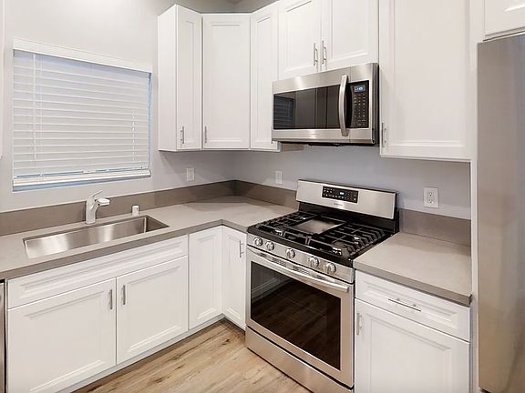 2nd image of 2652-58 Figueroa Blvd #2656