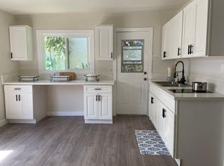 9713 Walnut St, Bellflower, CA 90706