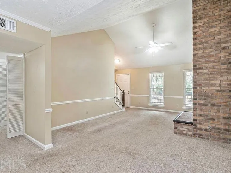 2593 Whitehead Place Dr — Photo 2